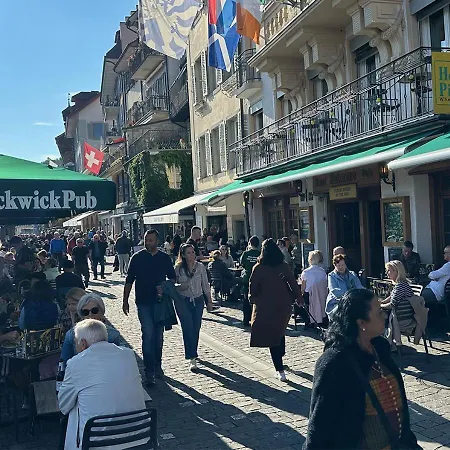 Hotel Pickwick And Pub 
